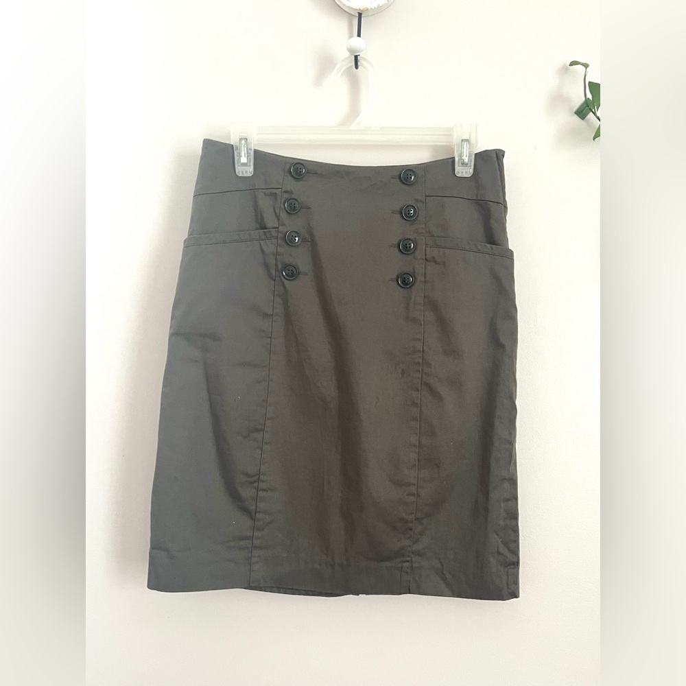 Green Knee-length Pencil Skirt with pockets